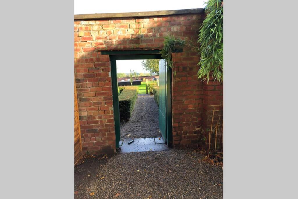 Hall Cottage, Wighill Near York And Leeds タッドカスター エクステリア 写真